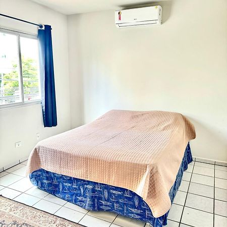 Apartamento No Centro Balneário Camboriú Екстериор снимка